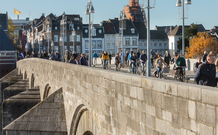 Sint Servaas bridge Maastricht