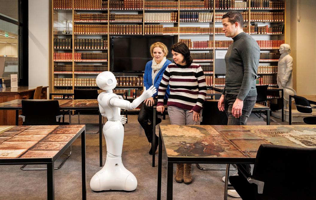 Pepper robot at the University Library