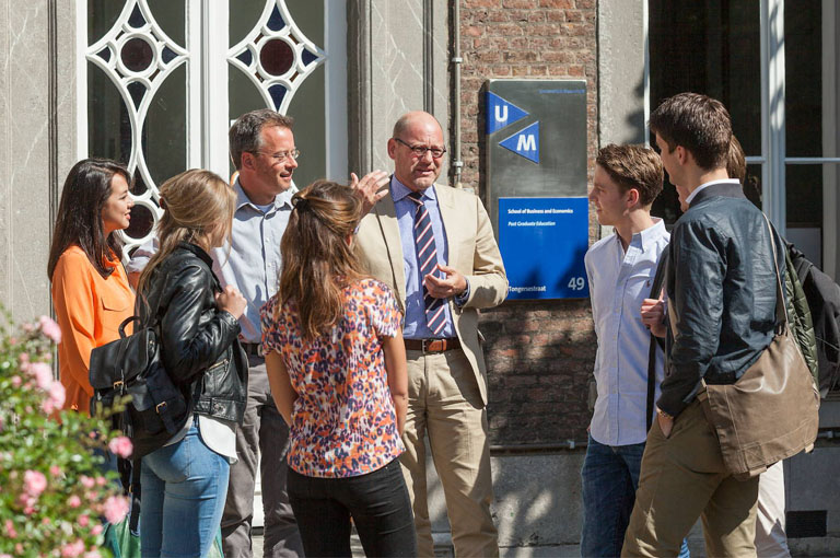 Department of Finance - Research - Maastricht University