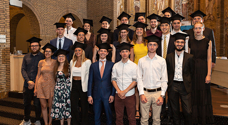 DKE graduation 2019 - bachelor's graduates