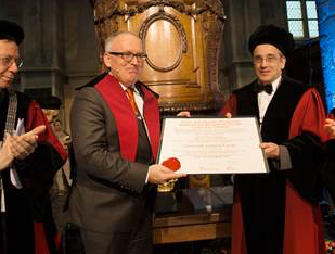 Dr. Frans Timmermans receives an honorary doctorate