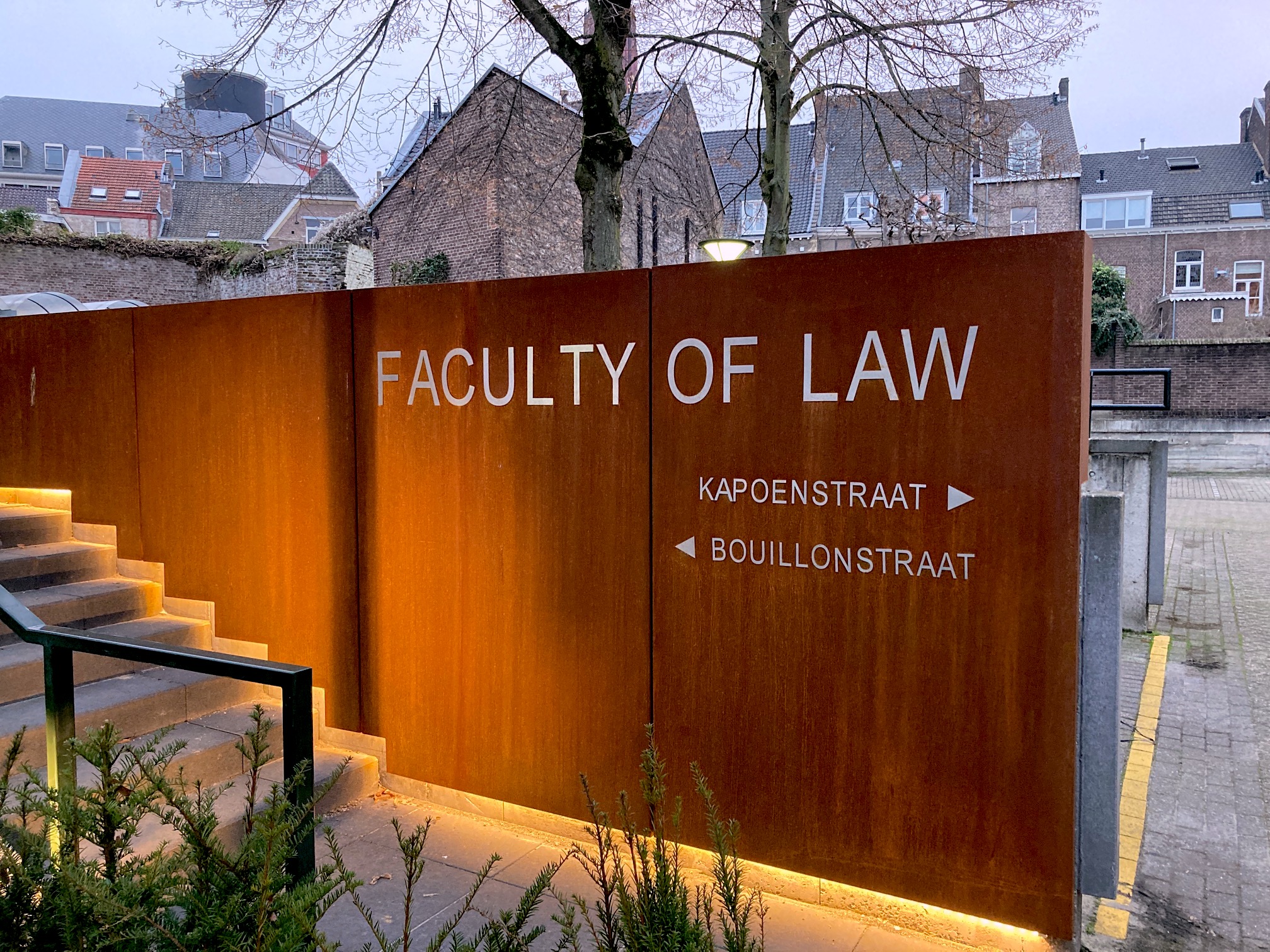 master thesis maastricht university law