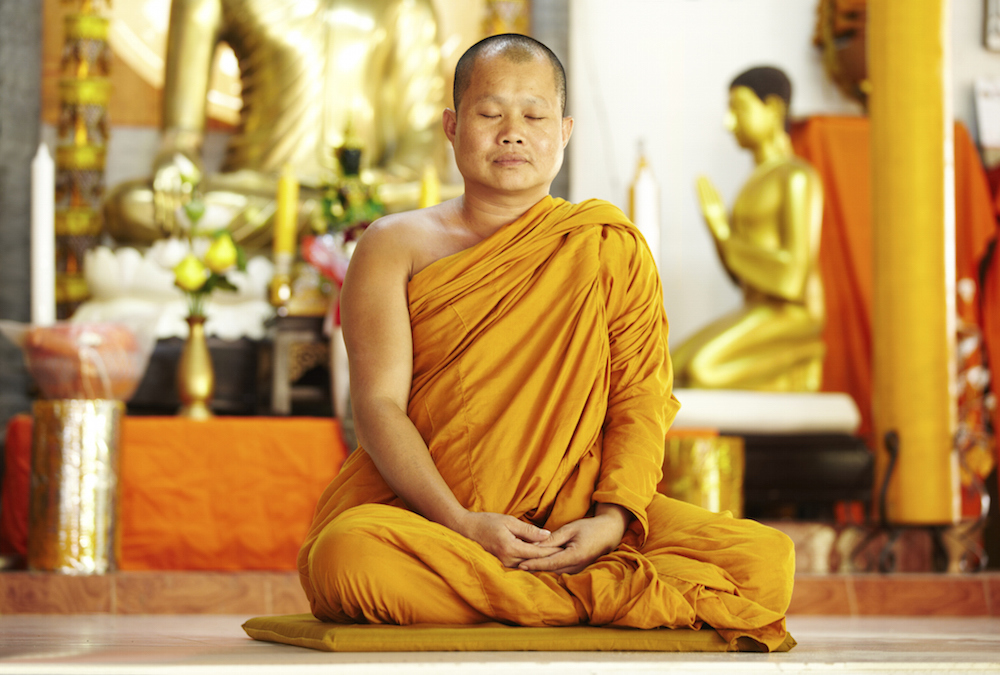 mediterende boeddhistische monnik