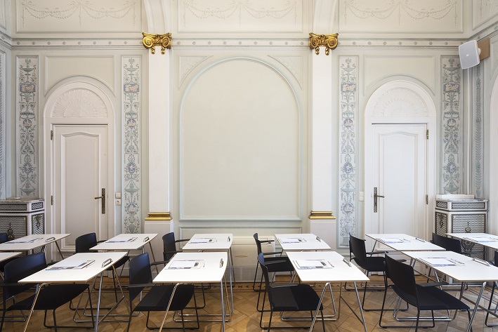 Bel-Etage Classroom style close up