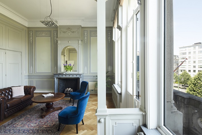 Blue Room