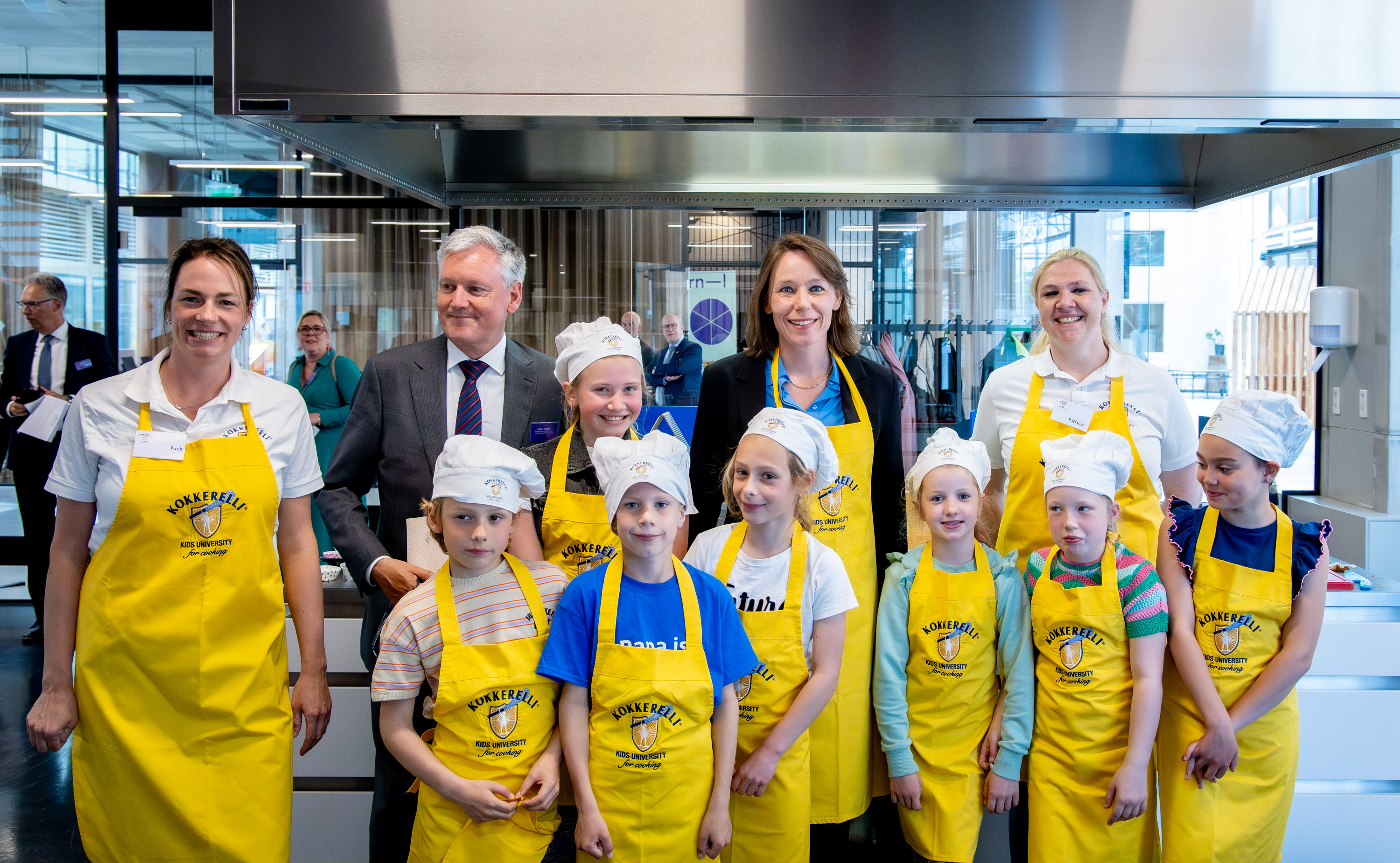 Start bouw high-tech onderzoekskas