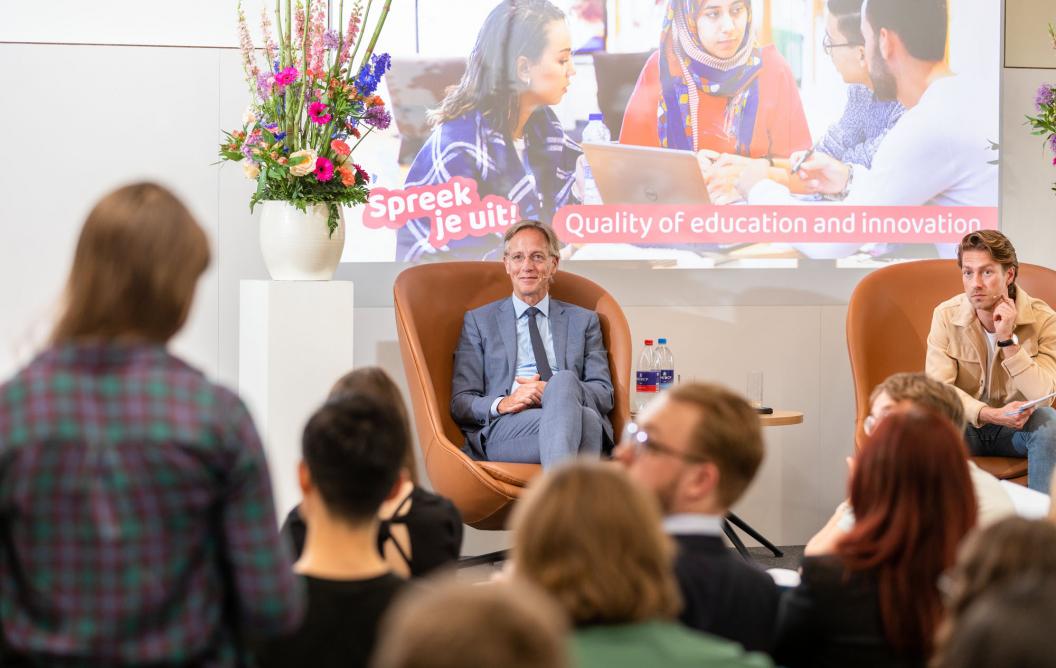 Minister Robert Dijkgraaf at the Spreek je uit session