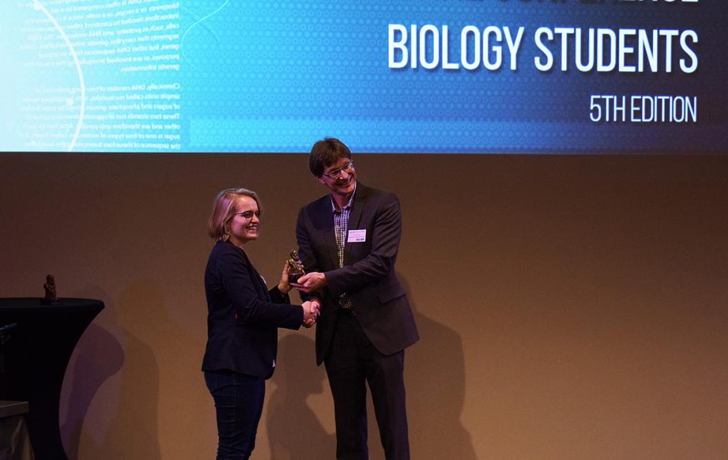 MSP alumna wins Darwin bachelor's thesis award