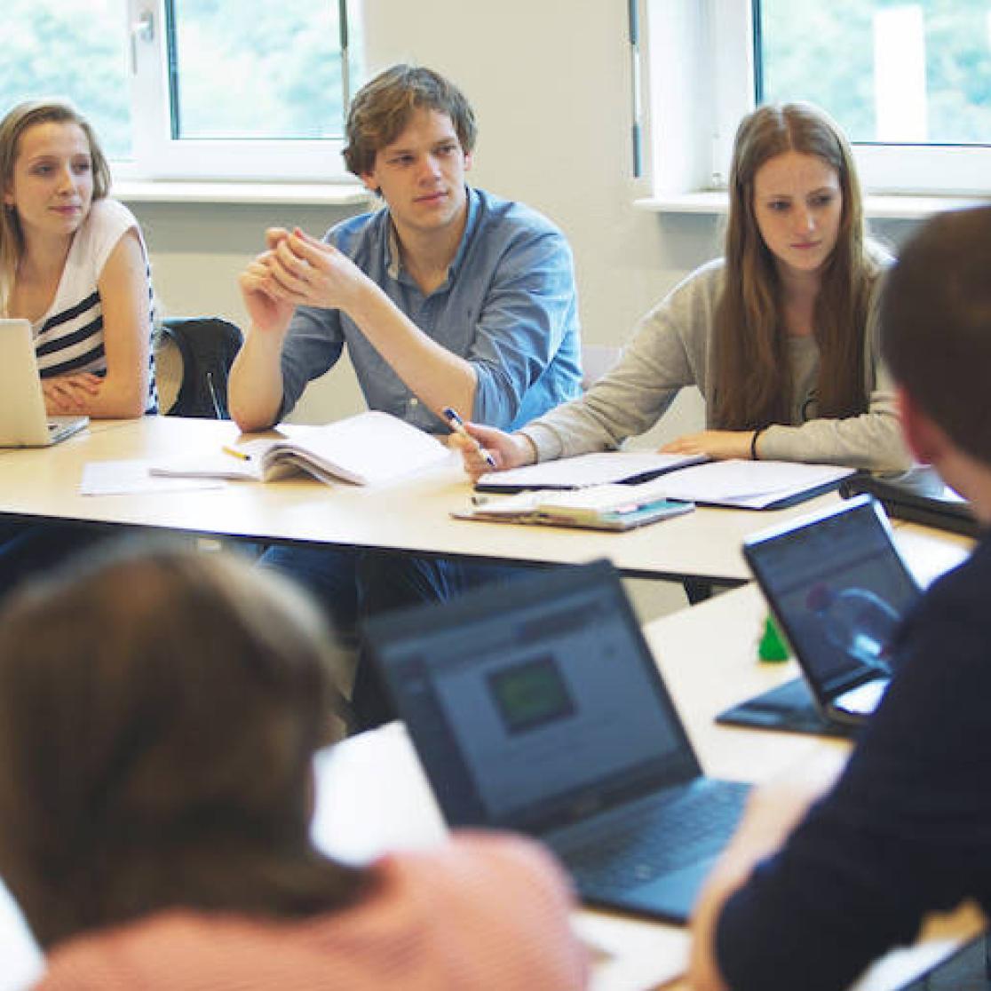 About UM - FHML - Education
