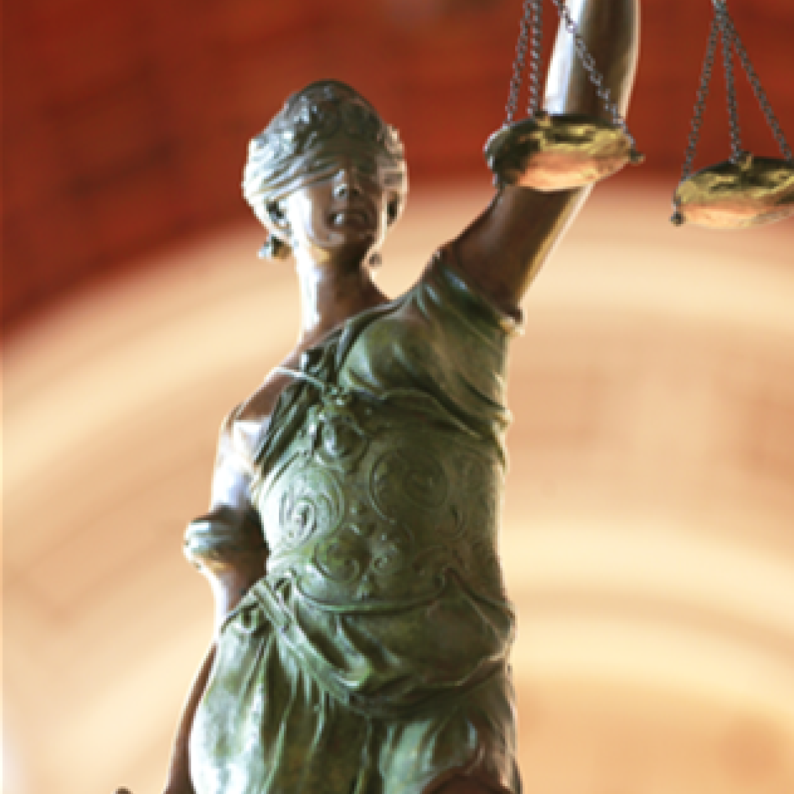dame justitia
