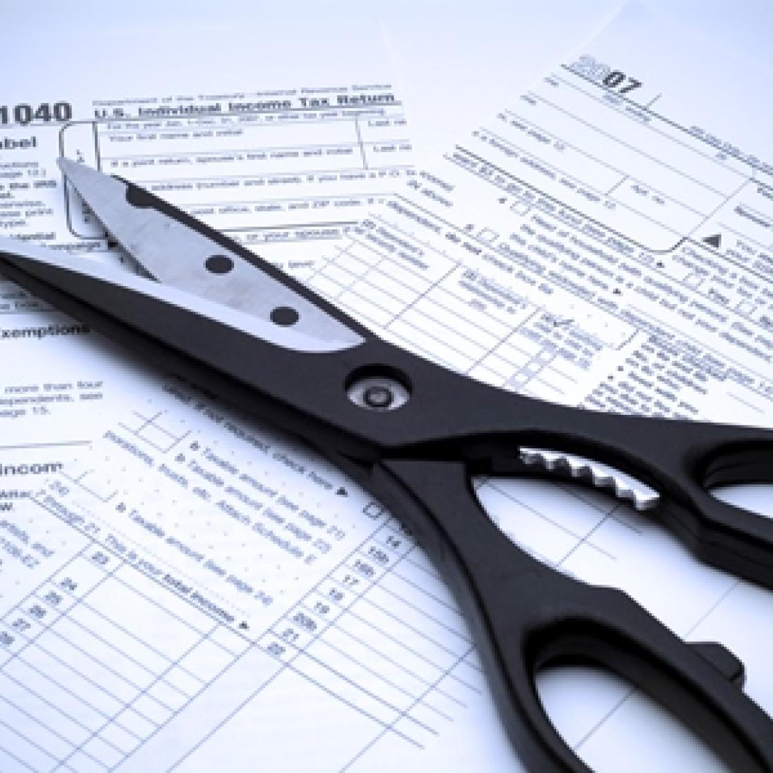dreamstimefree_3920430_deduct_tax.jpg