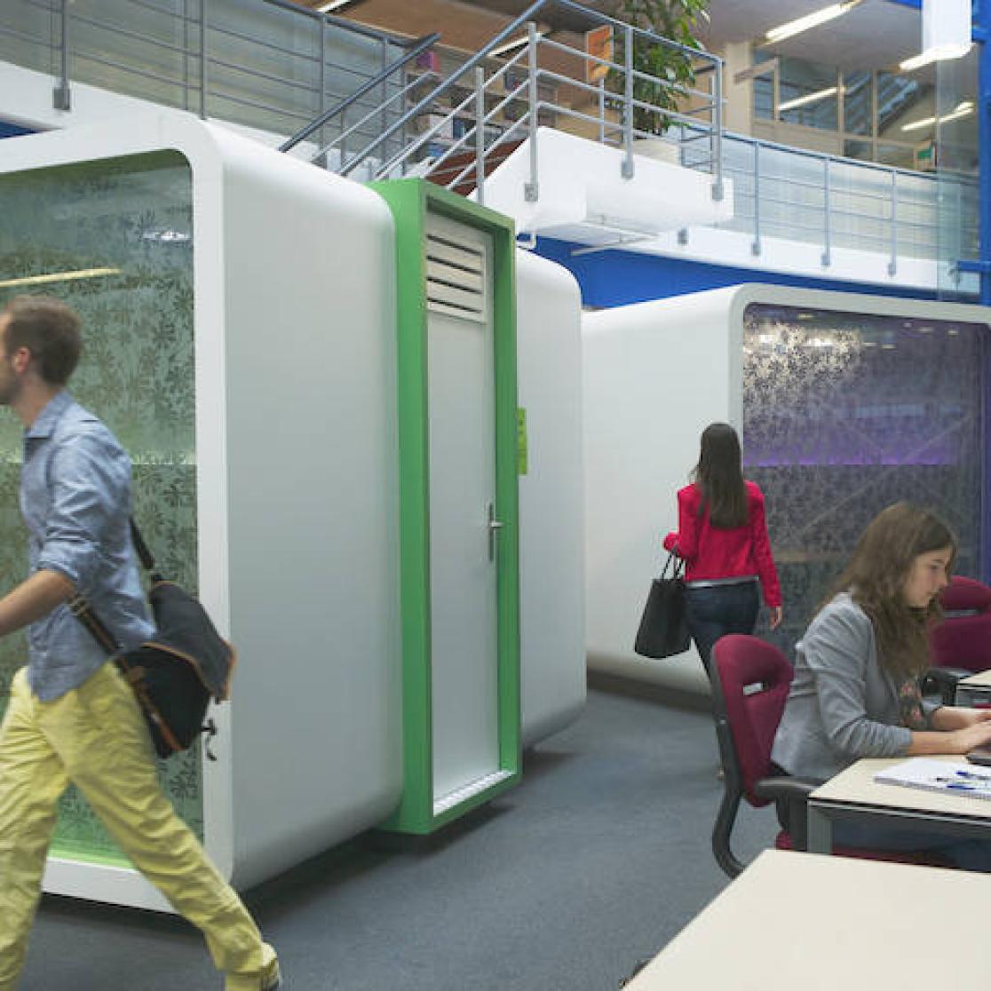 Colourfull study boxes at Maastricht University library