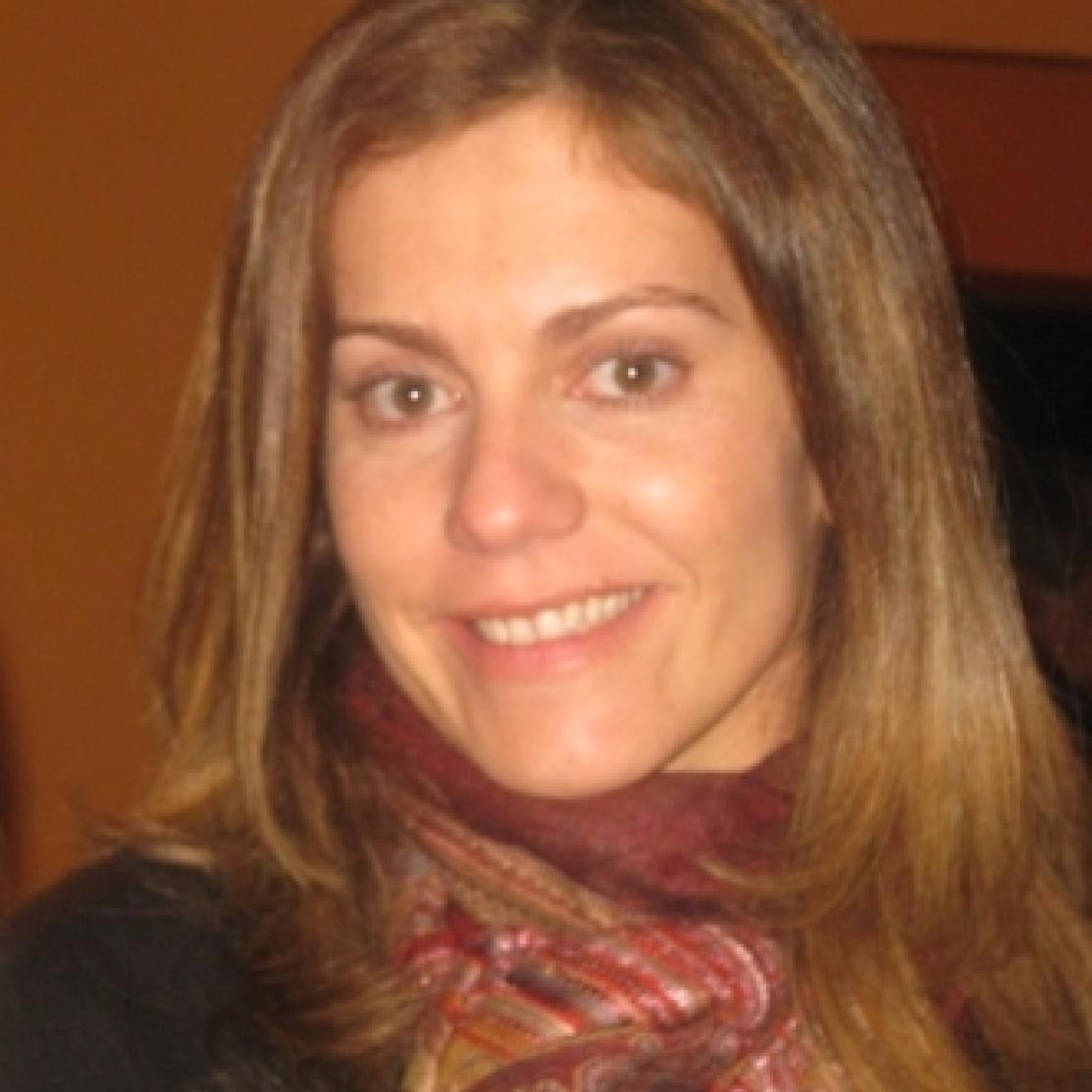 FL_ana.ramalho_dig_pass_photo.jpg