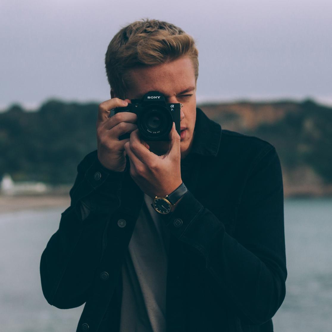 Law blog by igir photographer paparazzo