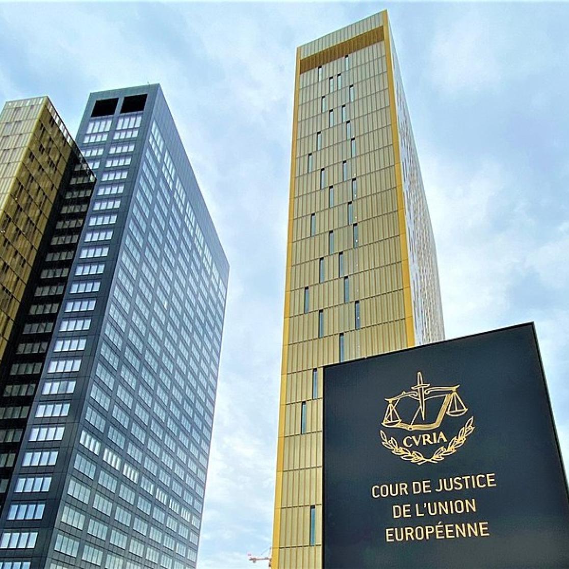 law_palais_de_la_cour_de_justic_cjeu_july_2021_sign_towers