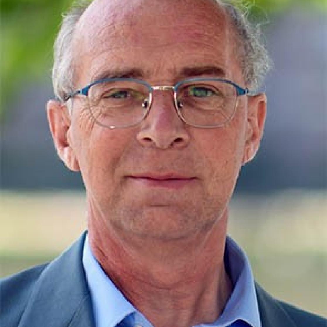 LAW_prof._vd_braak.jpg