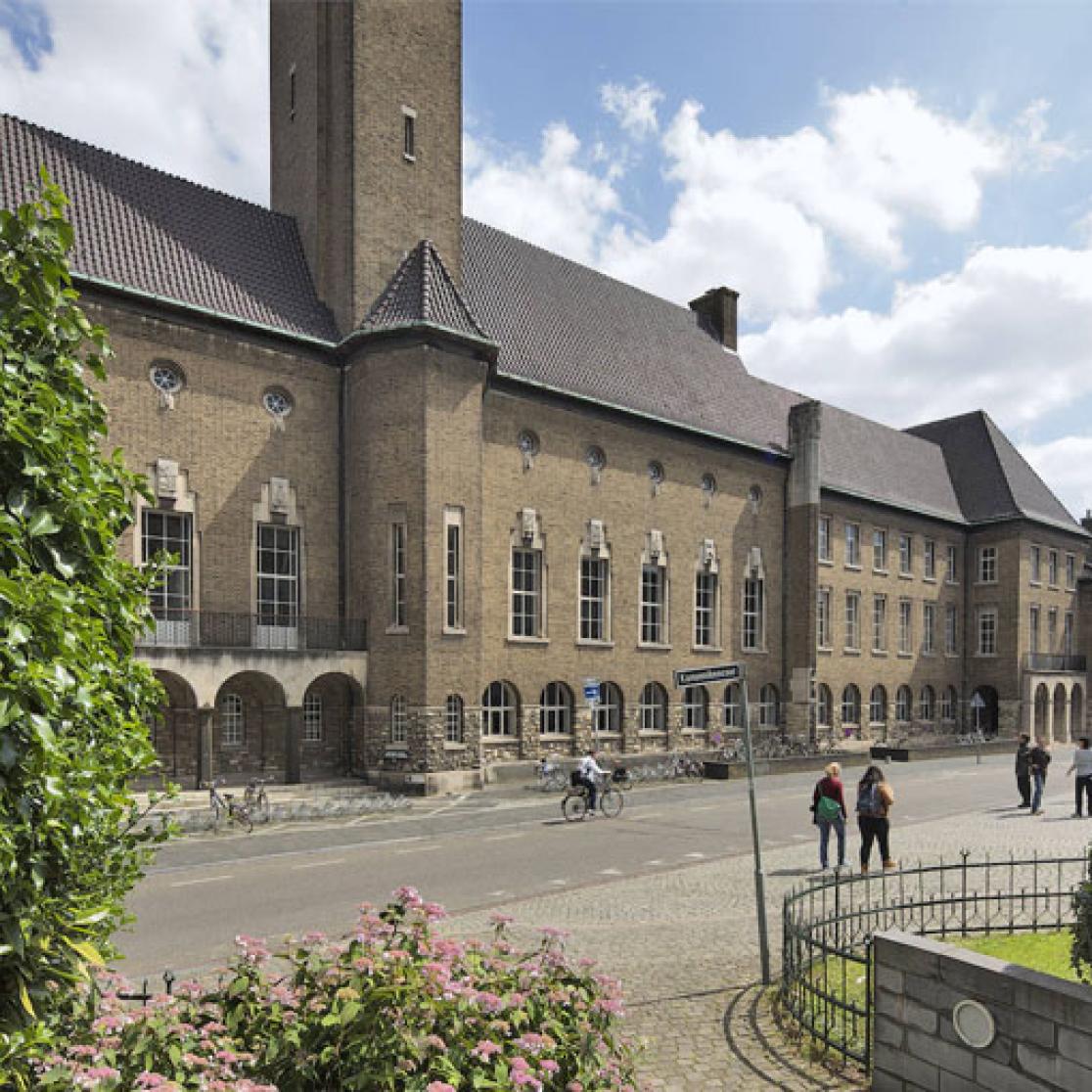 Faculty of Law contact