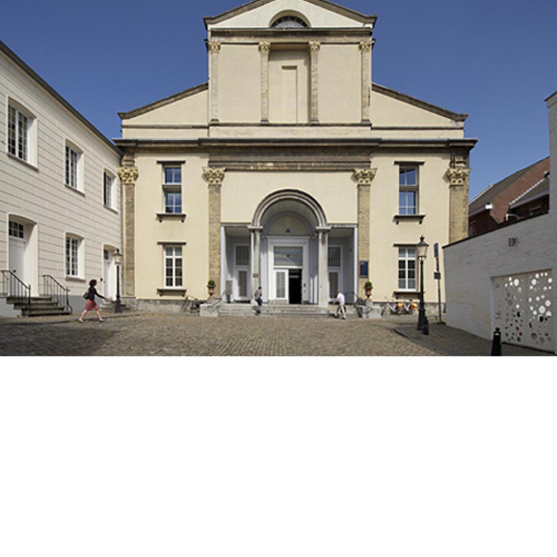 UM bestuursgebouw Minderbroedersberg 4-6