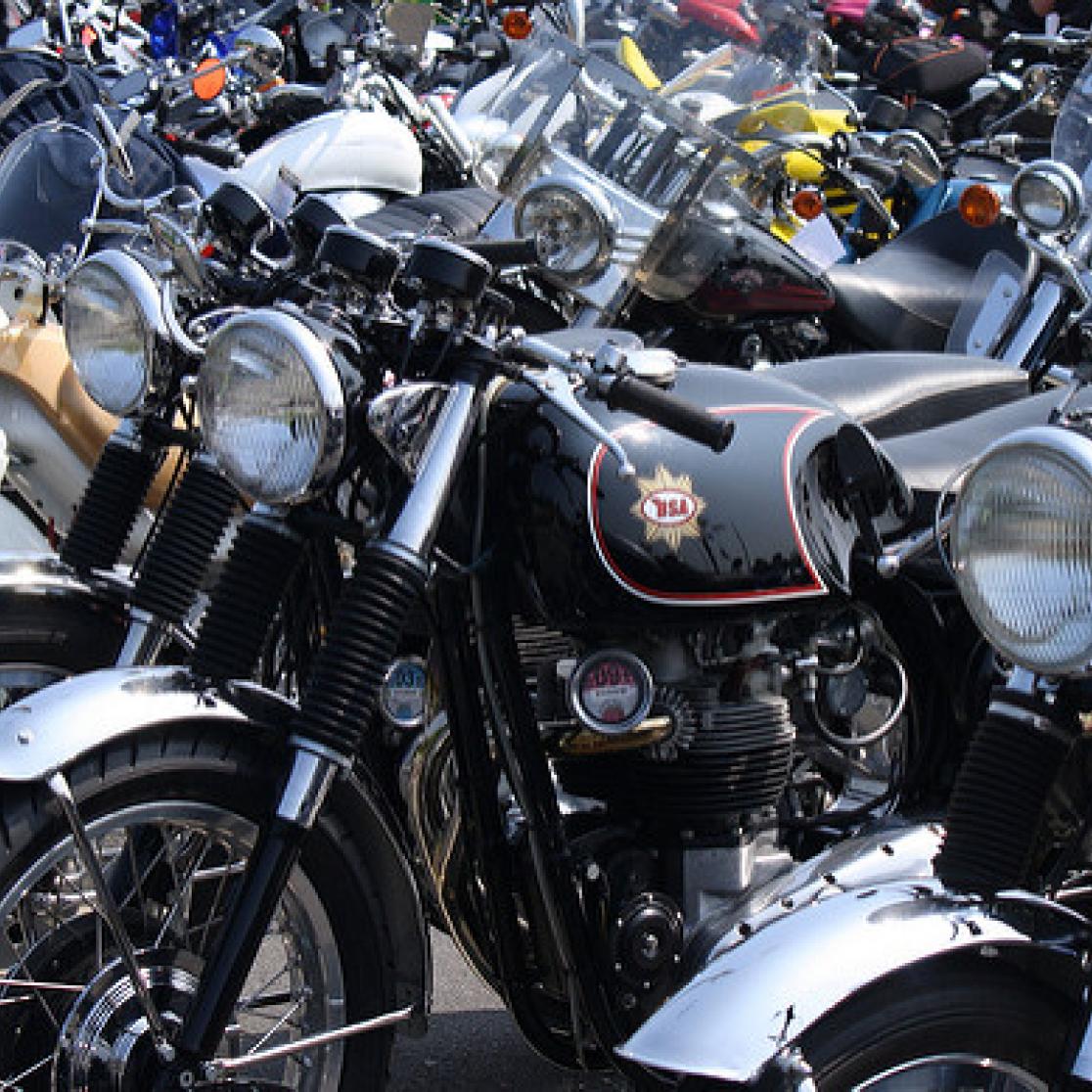 Motor Bikes © Jans Canon
