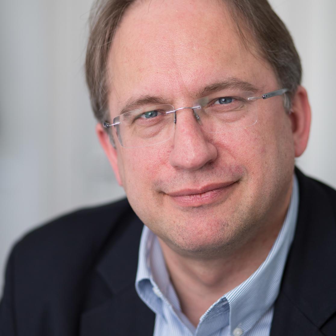 A portrait of Bart Stapert