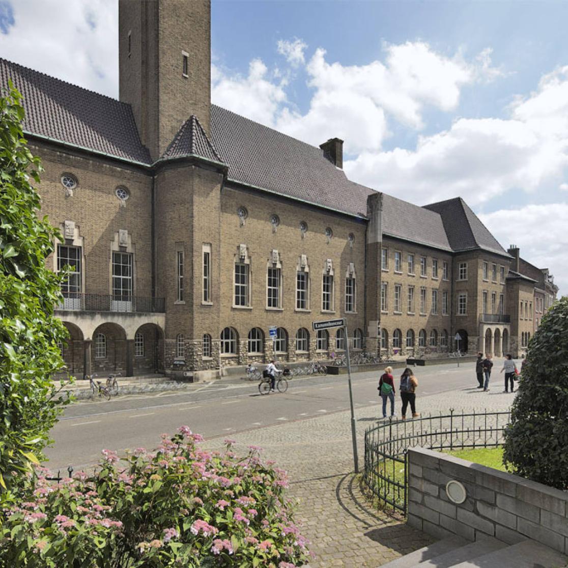 UM building Bouillonstraat