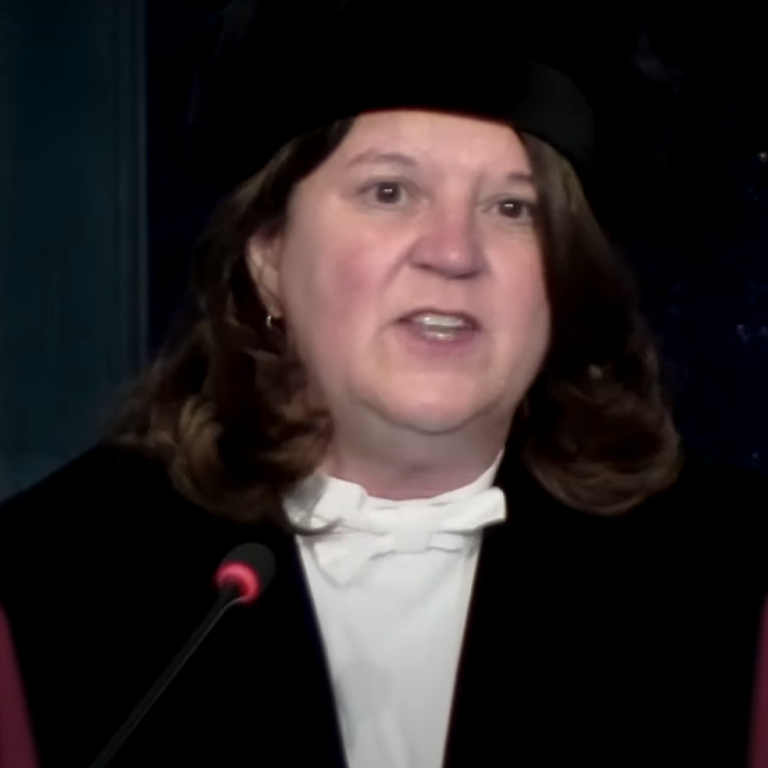 Yvonne Henskens