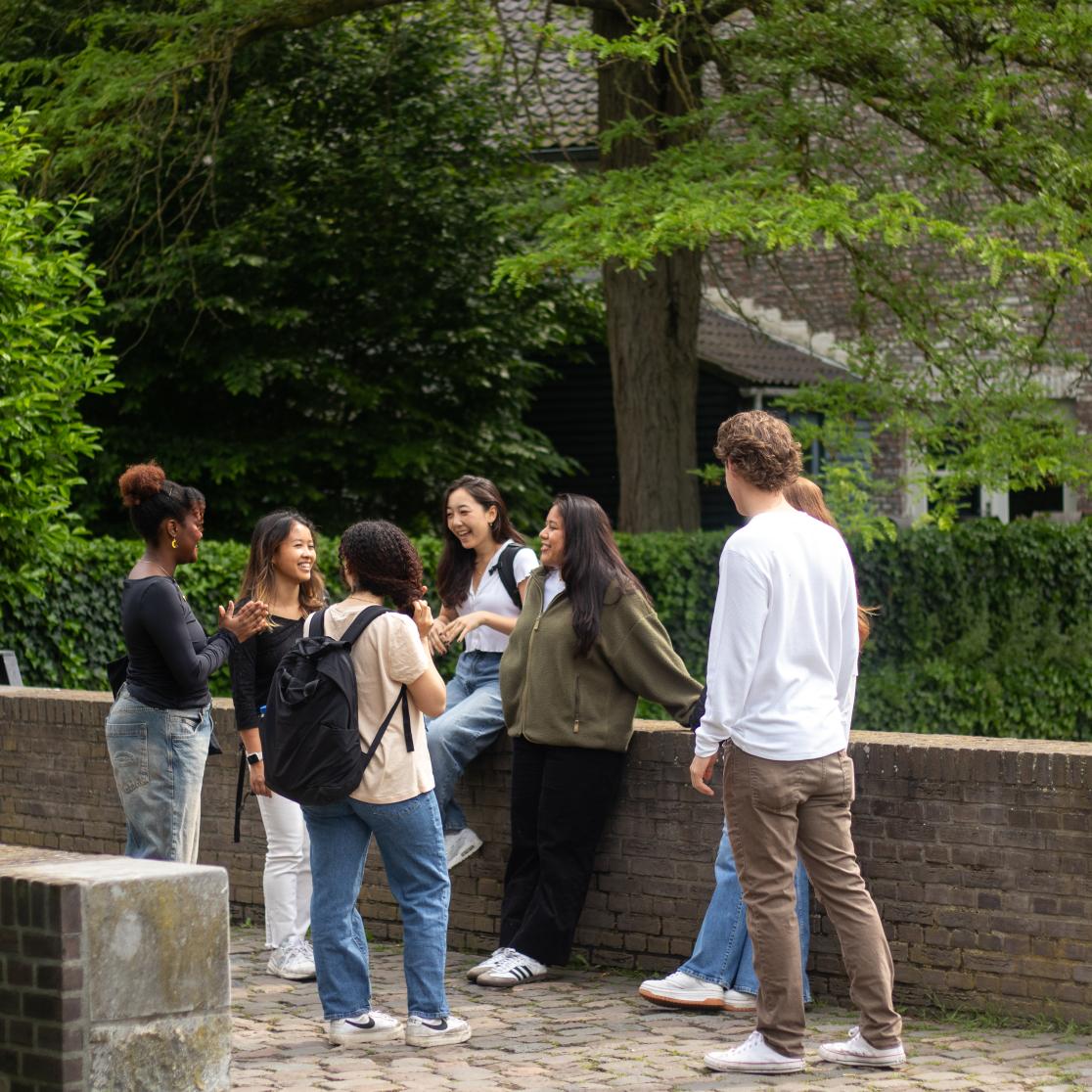 CES students at the Faliezusterspark in Maastricht