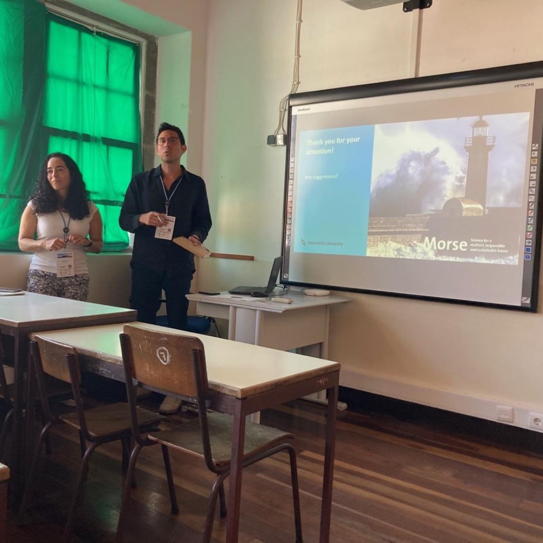 carla and sergio presenting