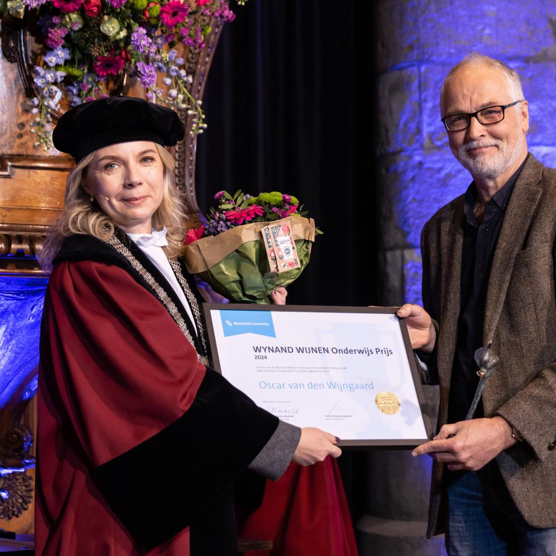 This year, the Wynand Wijnen Education Prize was awarded to Oscar van den Wijngaard, Education Development Officer at EDLAB.