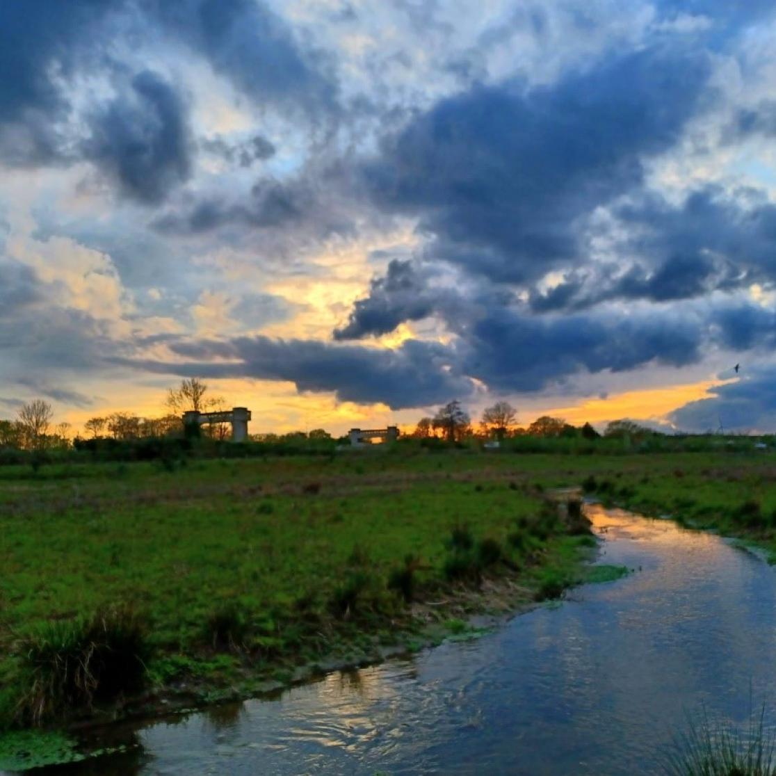 Cloudy sunset at Bosscherveld floodplain