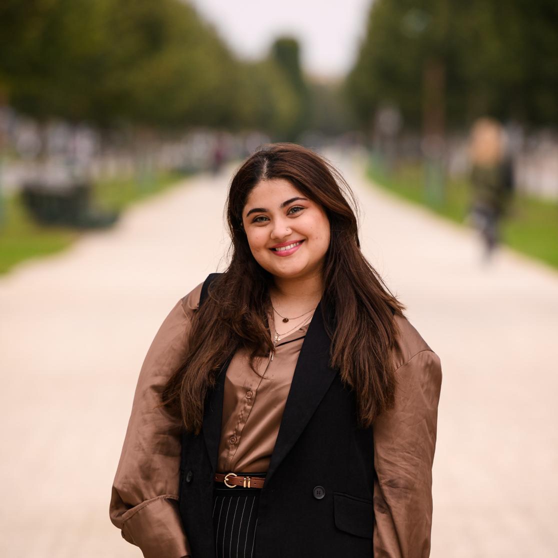 aqsa hussain