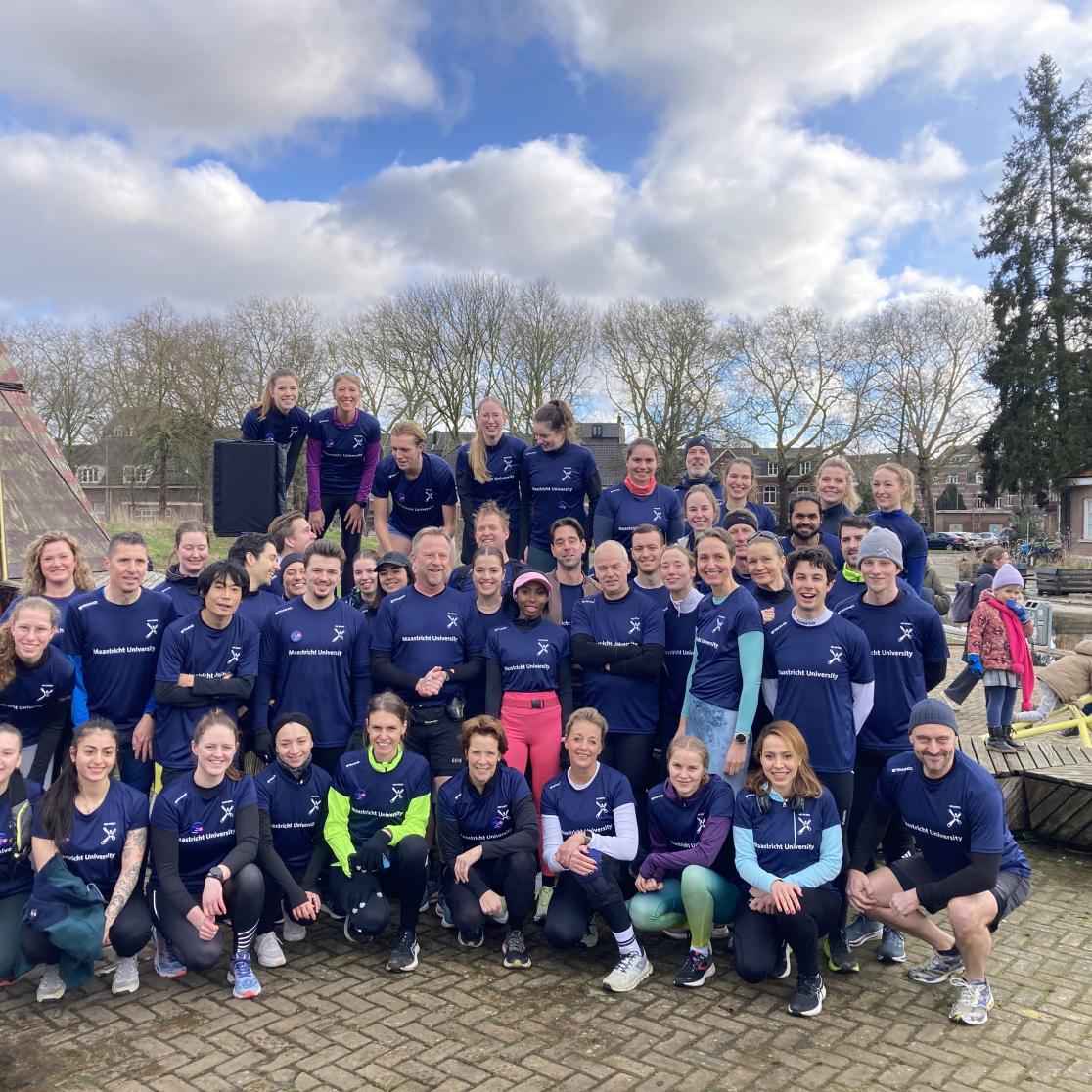 UM SPORTS - ZWEIT VEUR LEID
