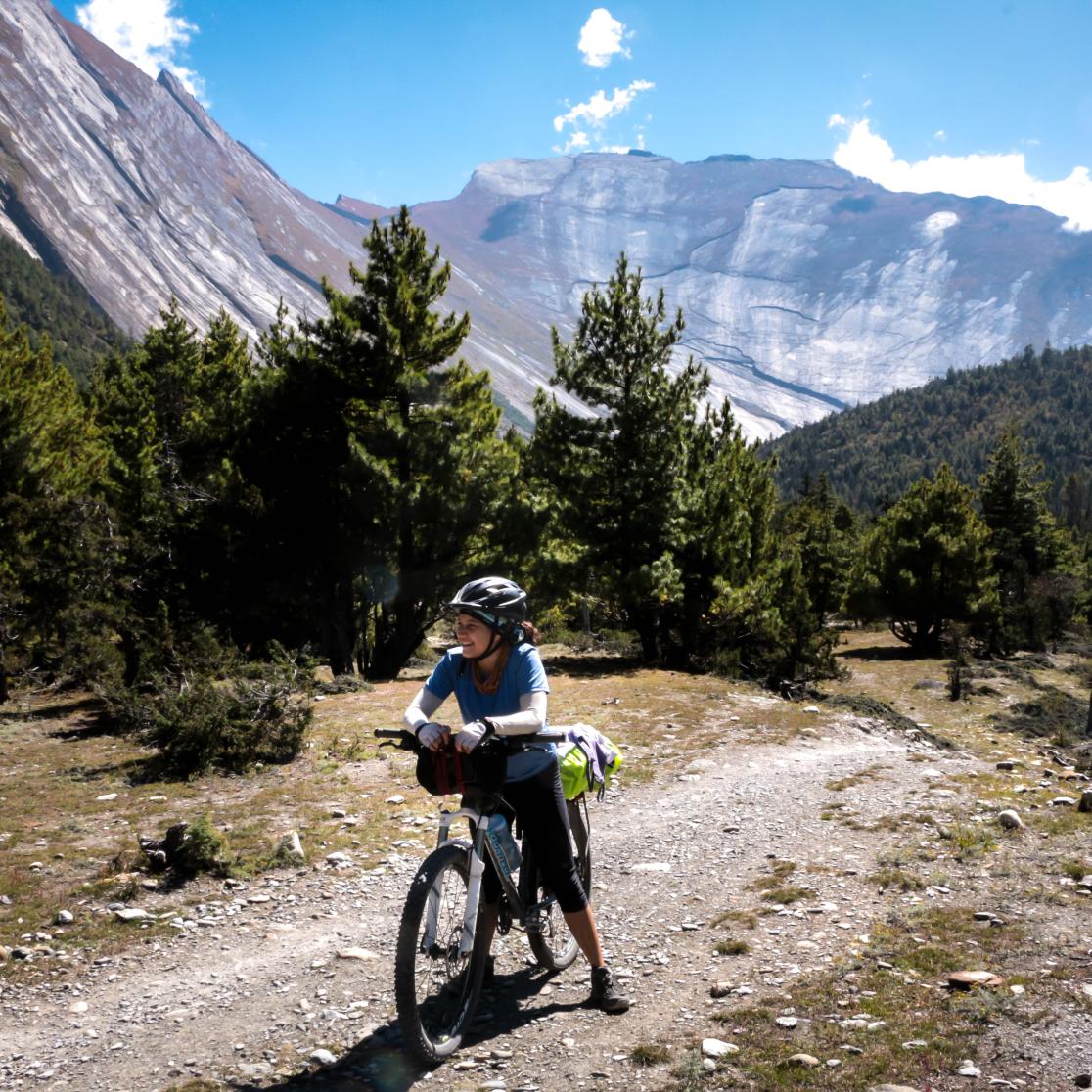 Natasha Lawrie cycling the Annapurna Circuit in Nepal 2018 during her gap year