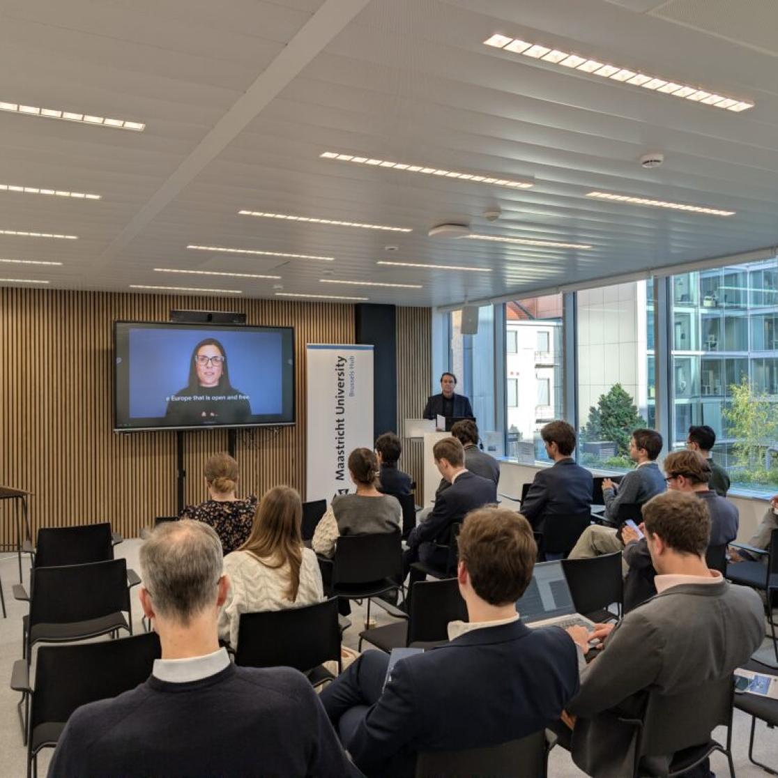 People attending a workshop at ITEM-event