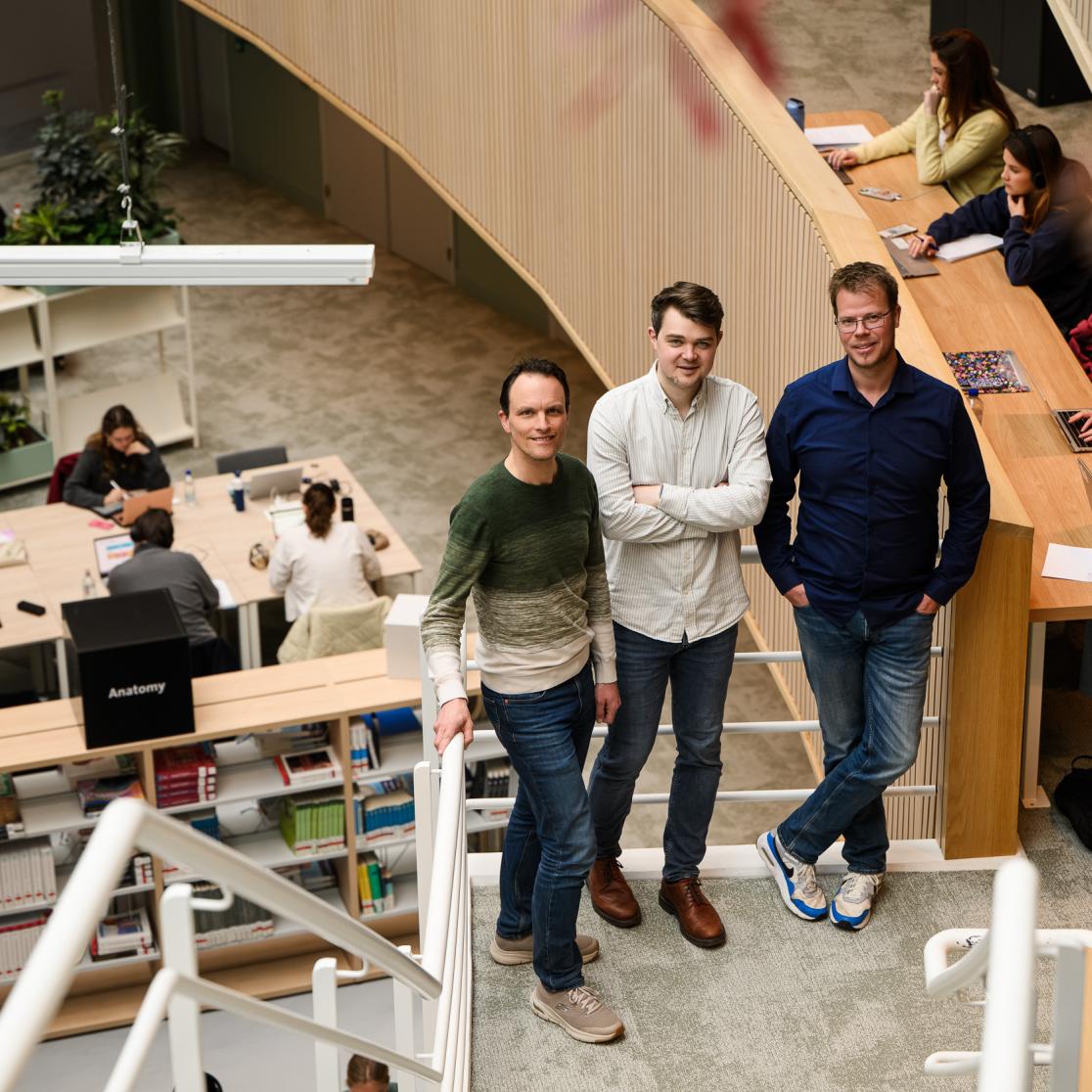 FHML - Eijssen,Gerards en Barnett