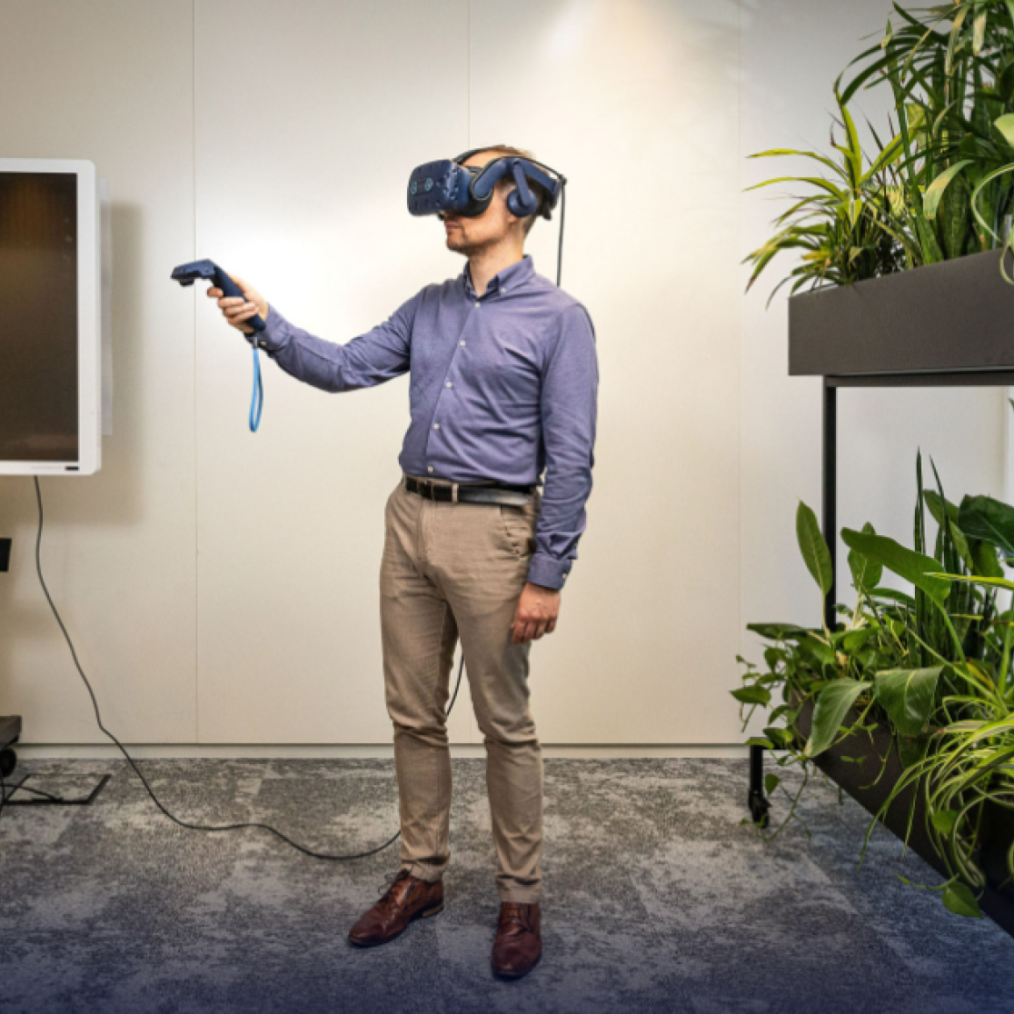 A man using VR glasses