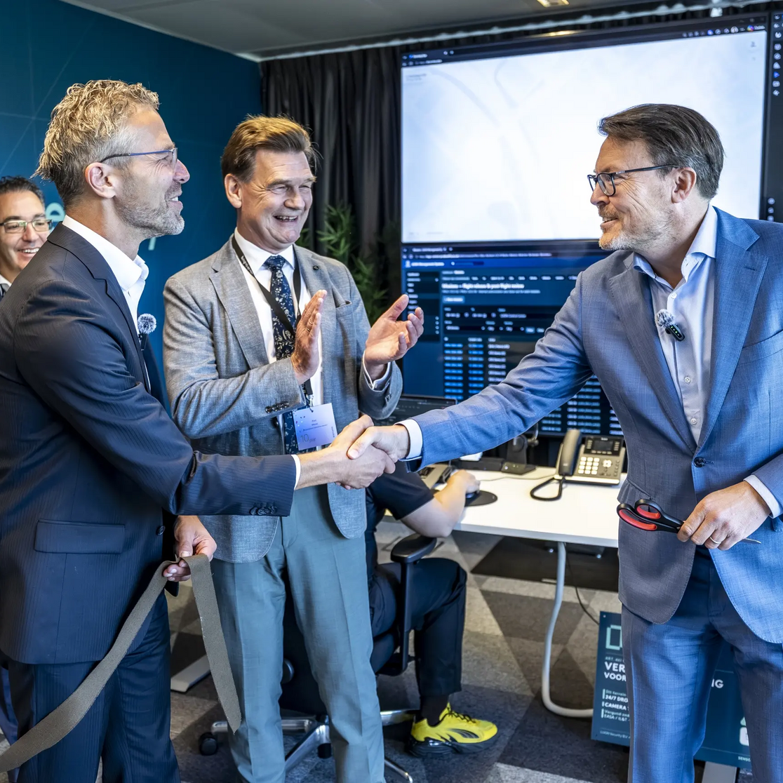  Constantijn van Oranje opent officieel het nieuwe Control Centre van LUGN Security
