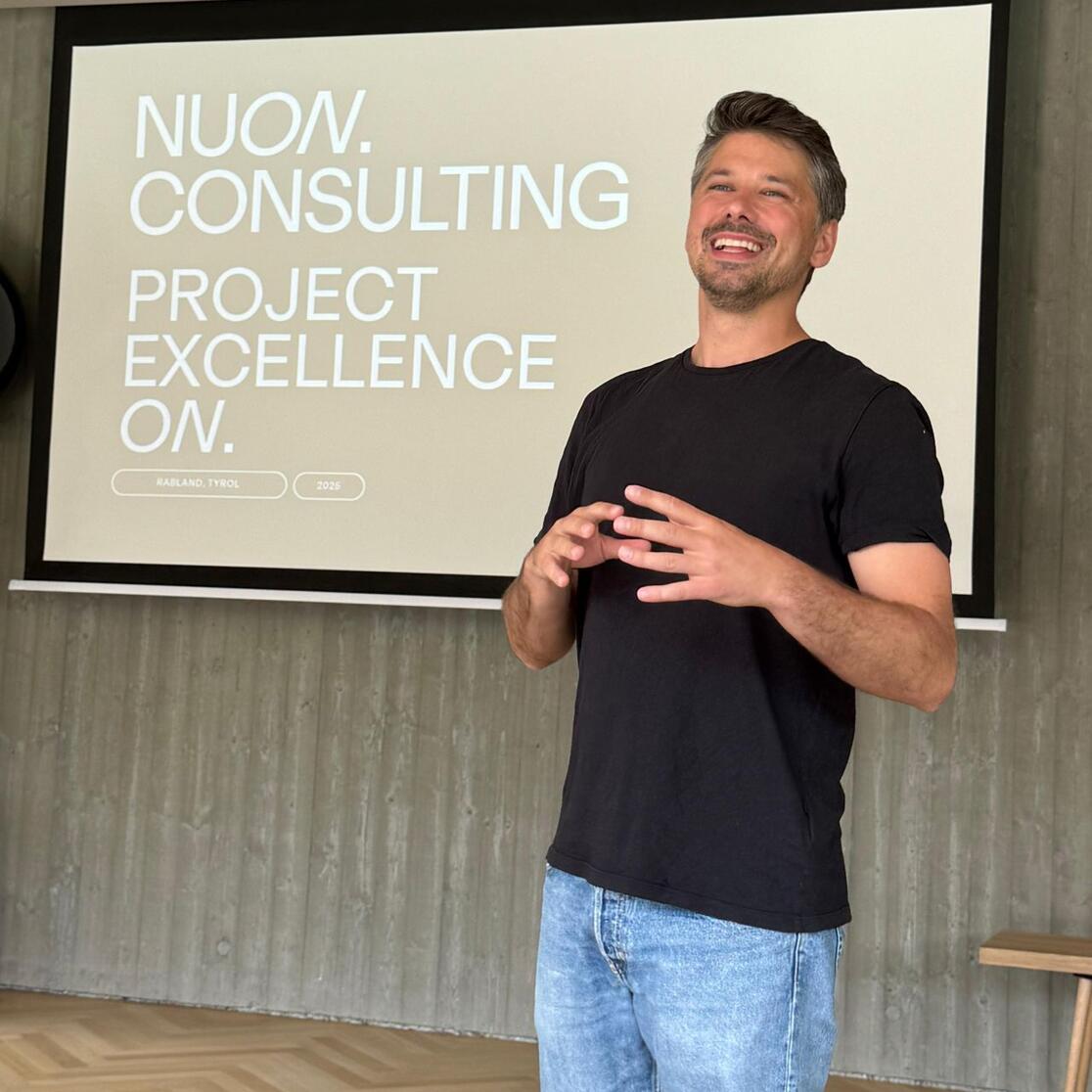 NUON consulting marek