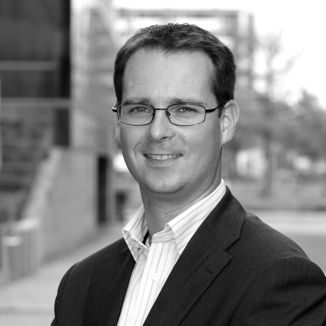 Prof. Ad van Doesum