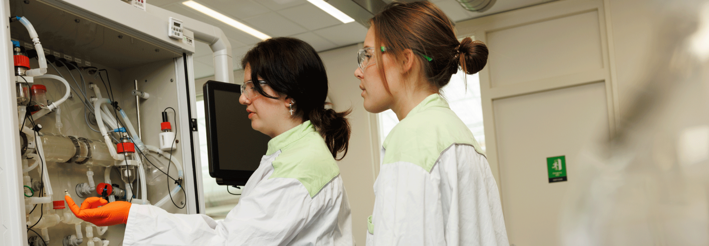 Two women working in lab