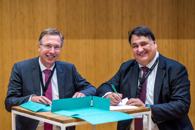 Signing of the partnership agreement between UM and HS Zuyd