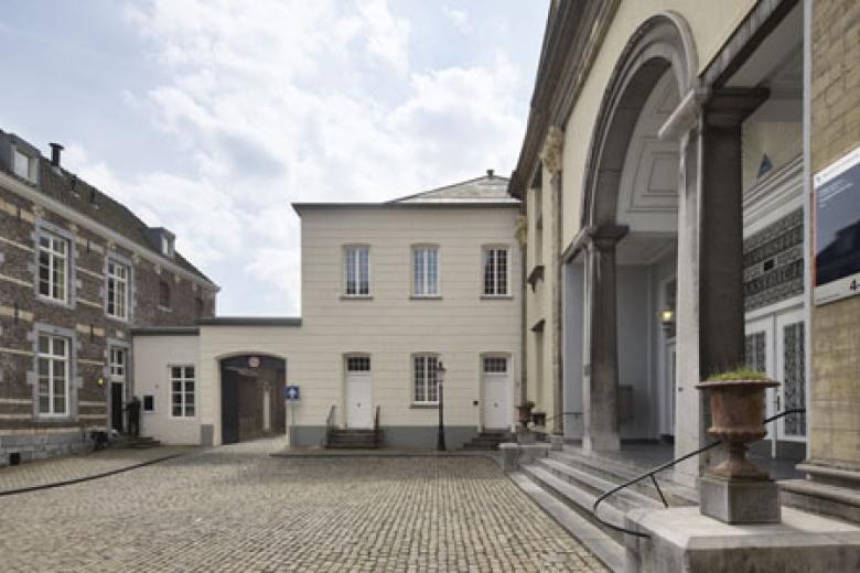 Units - Knowledge Centre for International Staff Contact