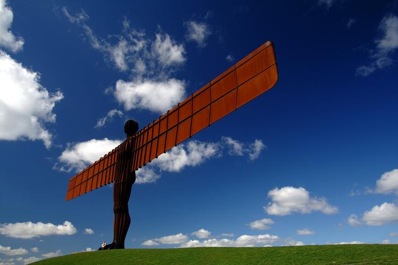 Anthony Gormley_legal craftmanship_fly-angel_