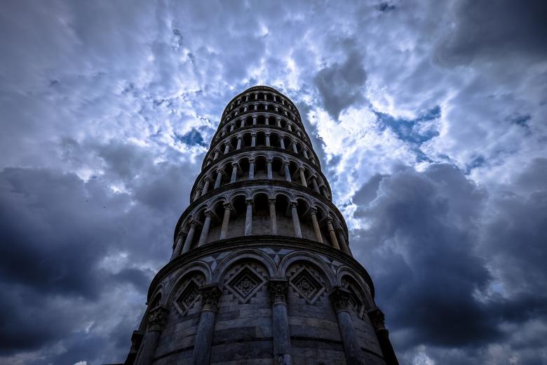 Blog about Italy and Brussel financial crisis_Arches Pisa