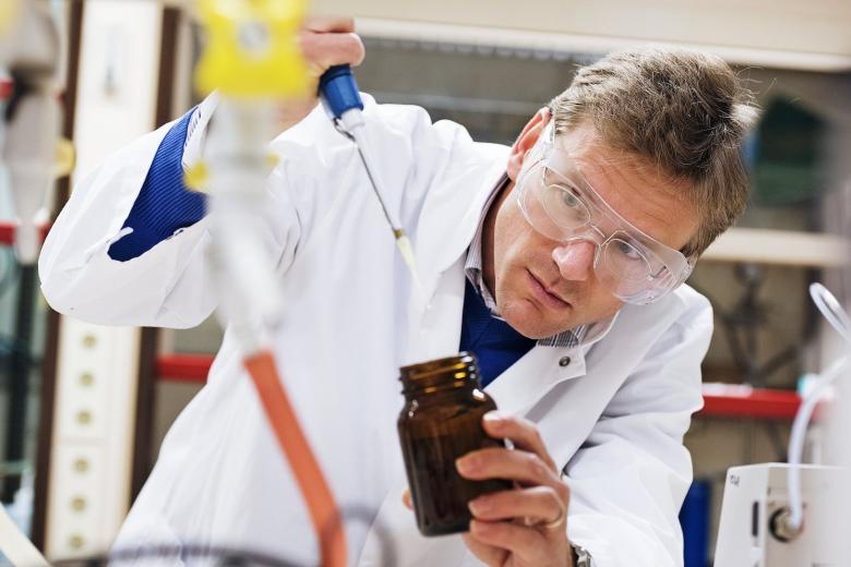 Biobased Materials - Scientist