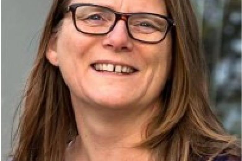 Prof.dr. Elly Hol