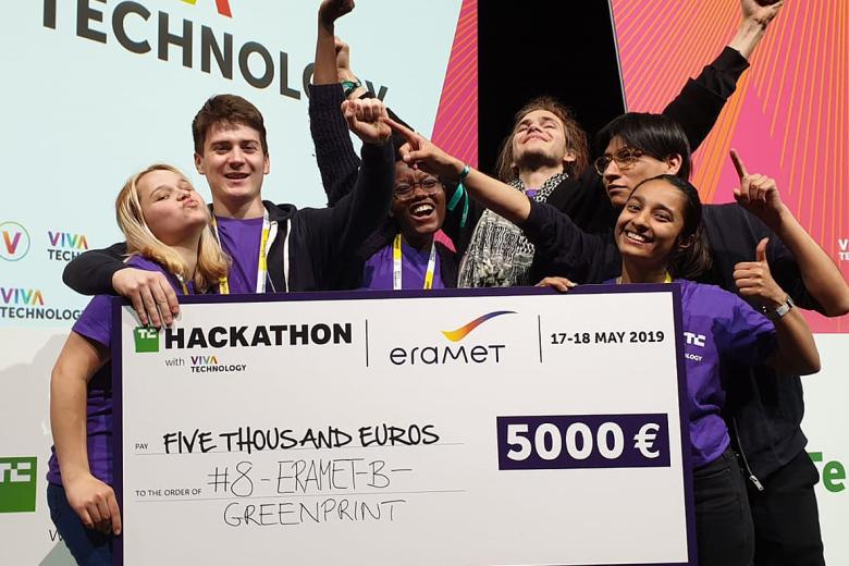 FSE students place first in international hackathon