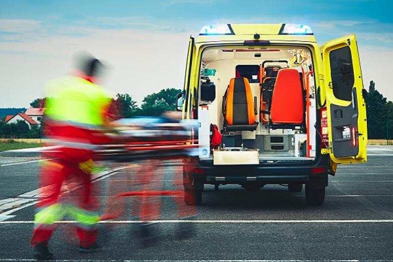 ambulancepersoneel in actie