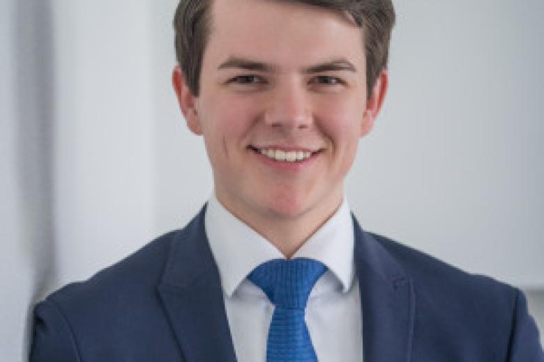 Henrik Huelsenbeck 