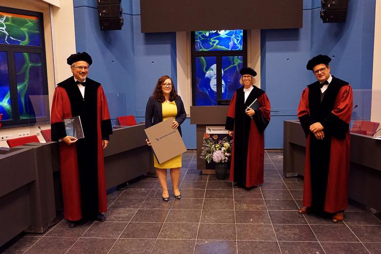 Shauna O'Donovan sucessfully defends thesis